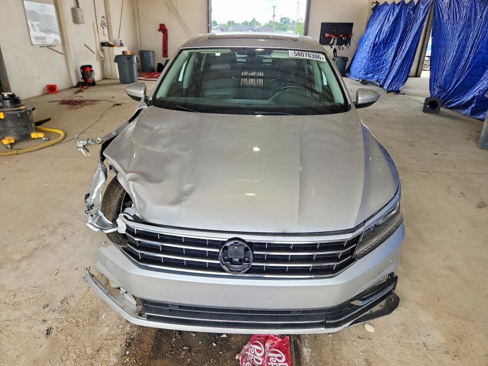 Продаж на аукціоні авто 2018 Volkswagen Passat, vin: 1VWBA7A33JC044501, номер лоту: 58070306