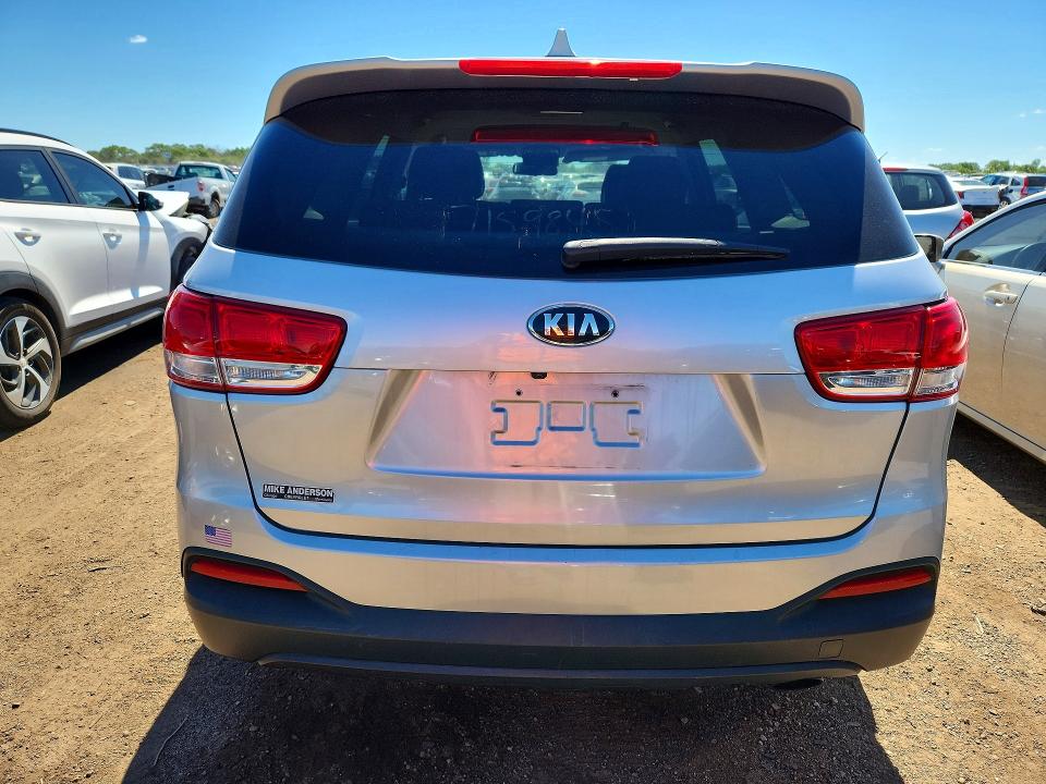 57149006 :رقم المزاد ، 5XYPG4A33GG028972 vin ، 2016 Kia Sorento مزاد بيع