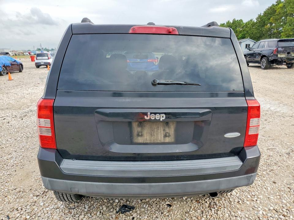 57512726 :رقم المزاد ، 1C4NJPFA7CD704690 vin ، 2012 Jeep Patriot مزاد بيع