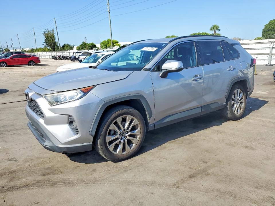 Aukcja sprzedaży 2019 Toyota Rav4, vin: 2T3C1RFV2KW021688, numer aukcji: 57572006
