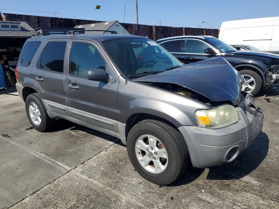 56247256 :رقم المزاد ، 1FMYU03166KD54397 vin ، 2006 Ford Escape مزاد بيع
