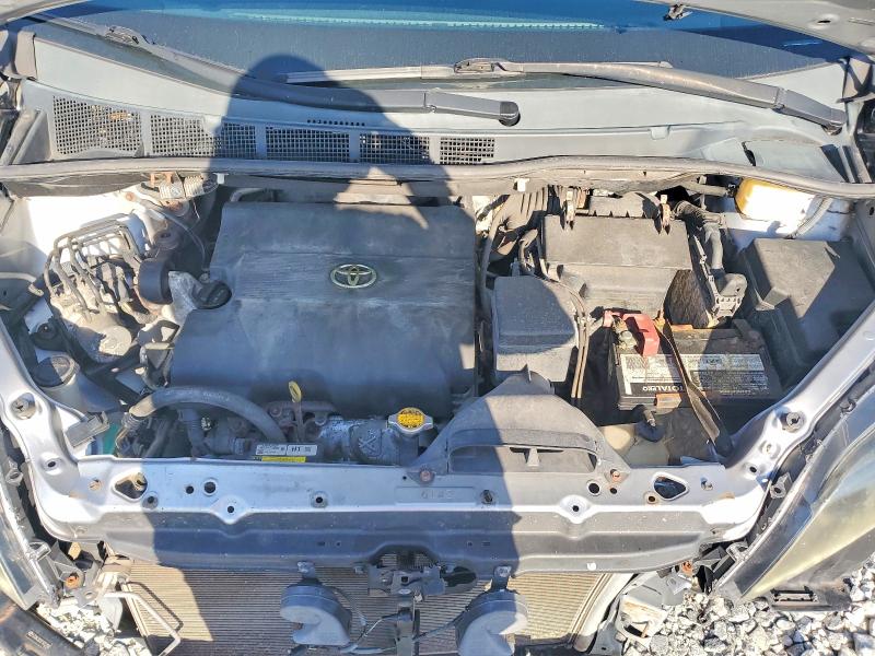 2015 Toyota Sienna მანქანა იყიდება აუქციონზე, vin: 5TDXK3DC0FS653108, აუქციონის ნომერი: 58933596