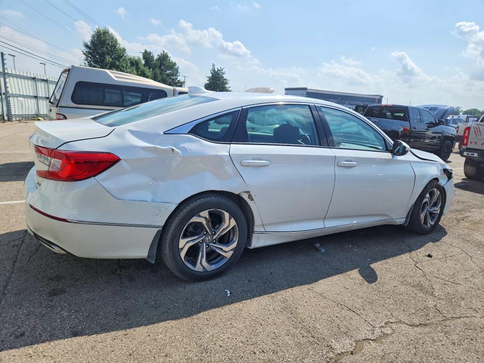 Продаж на аукціоні авто 2018 Honda Accord, vin: 1HGCV2F57JA009031, номер лоту: 56648106