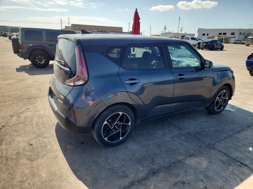 Продажа на аукционе авто 2025 Kia Soul, vin: KNDJ33AU3S7259607, номер лота: 57885096