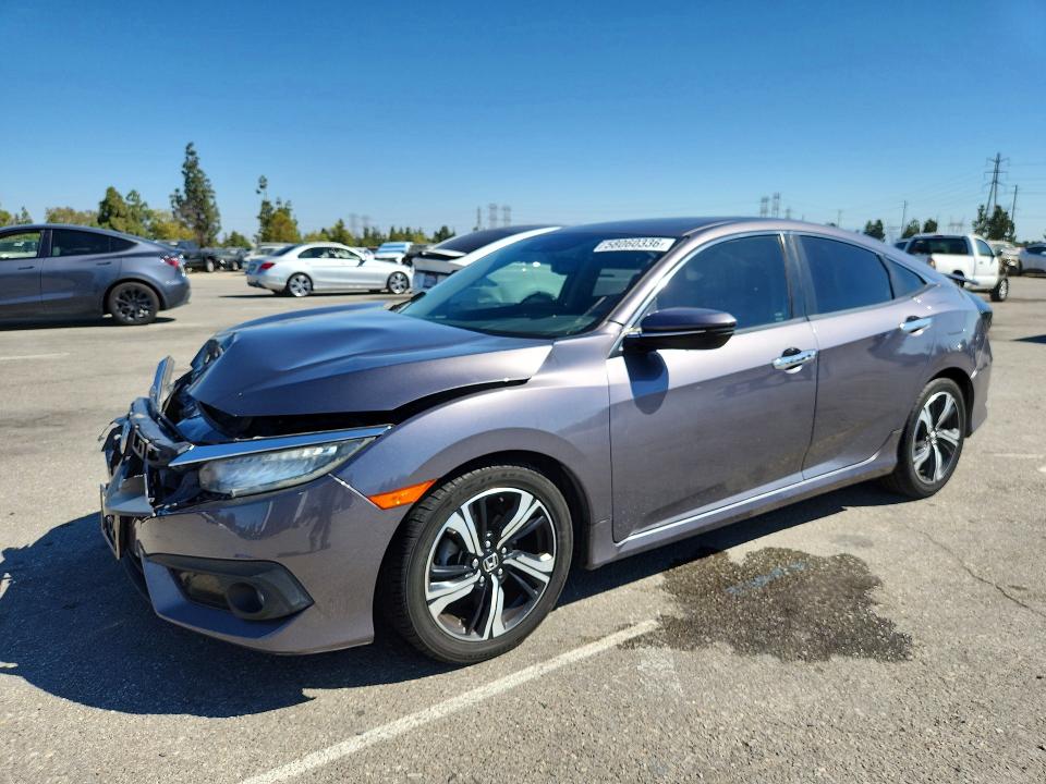 58060336 :رقم المزاد ، 19XFC1F93HE213203 vin ، 2017 Honda Civic مزاد بيع