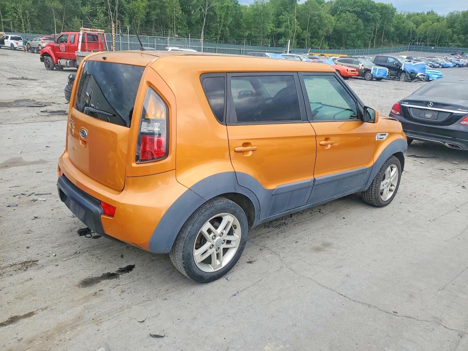 58059276 :رقم المزاد ، KNDJT2A29B7215541 vin ، 2011 Kia Soul مزاد بيع