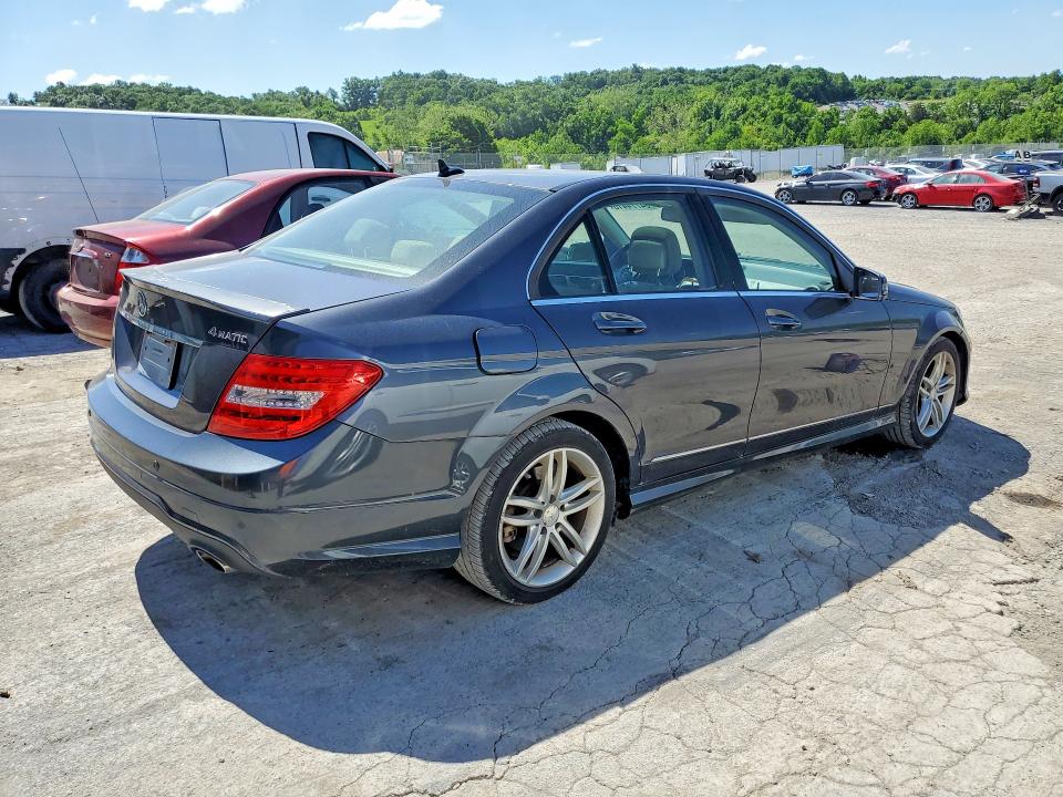 2013 Mercedes-benz C მანქანა იყიდება აუქციონზე, vin: WDDGF8AB4DR296109, აუქციონის ნომერი: 54774416