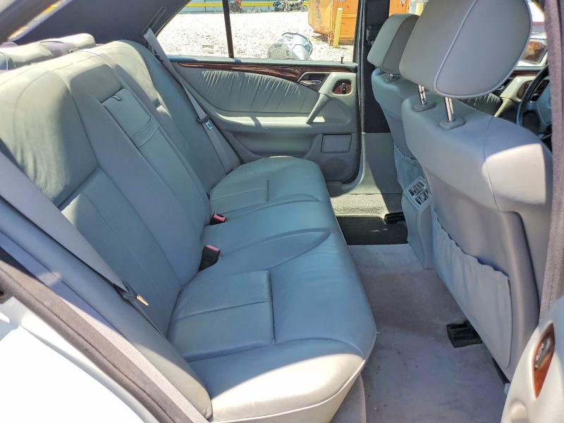 57737716 :رقم المزاد ، WDBJF25F5WA624521 vin ، 1998 Mercedes-benz E مزاد بيع