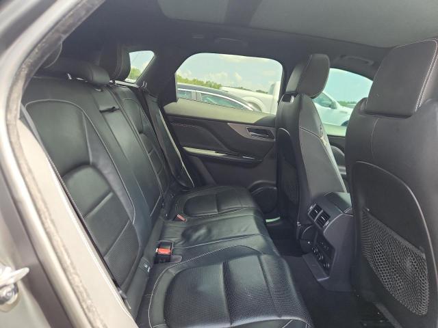 57889436 :رقم المزاد ، SADCM2BV4HA899266 vin ، 2017 Jaguar F-pace مزاد بيع