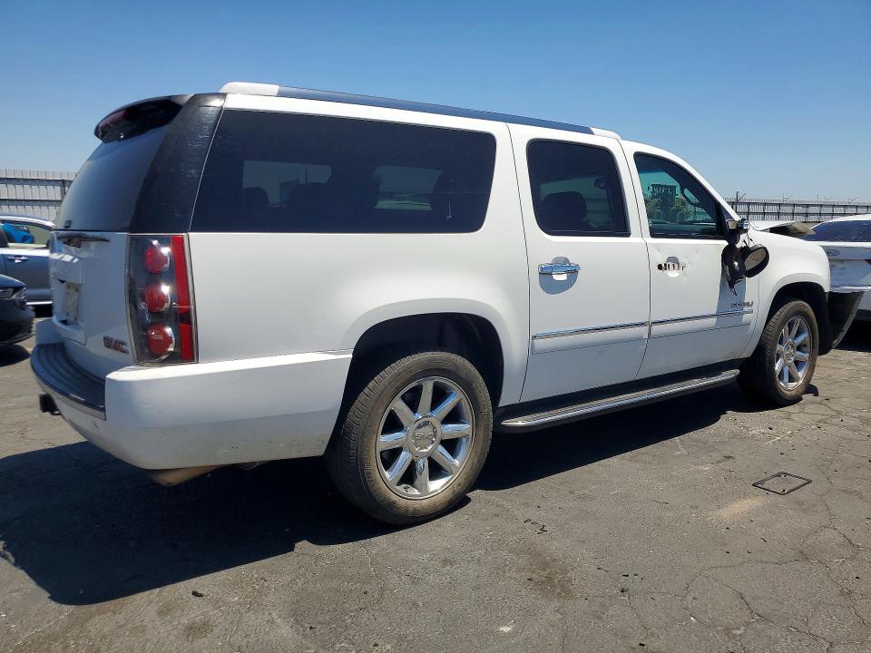 55560816 :رقم المزاد ، 1GKS2MEF1BR355026 vin ، 2011 Gmc Yukon Xl مزاد بيع
