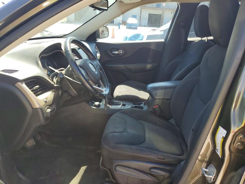 55727616 :رقم المزاد ، 1C4PJMCS6FW665331 vin ، 2015 Jeep Cherokee مزاد بيع