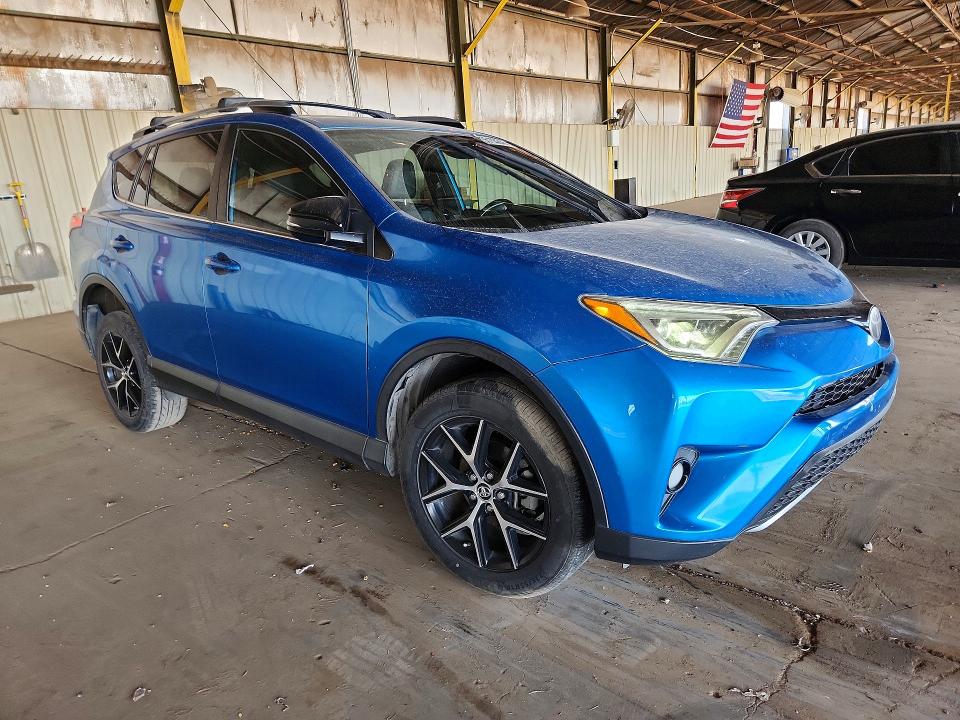 56155246 :رقم المزاد ، JTMNFREV1JD109932 vin ، 2018 Toyota Rav4 مزاد بيع
