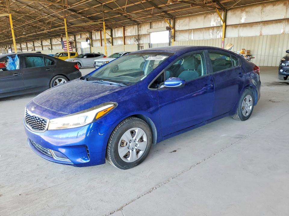 2017 Kia Forte მანქანა იყიდება აუქციონზე, vin: 3KPFL4A71HE080061, აუქციონის ნომერი: 57725986
