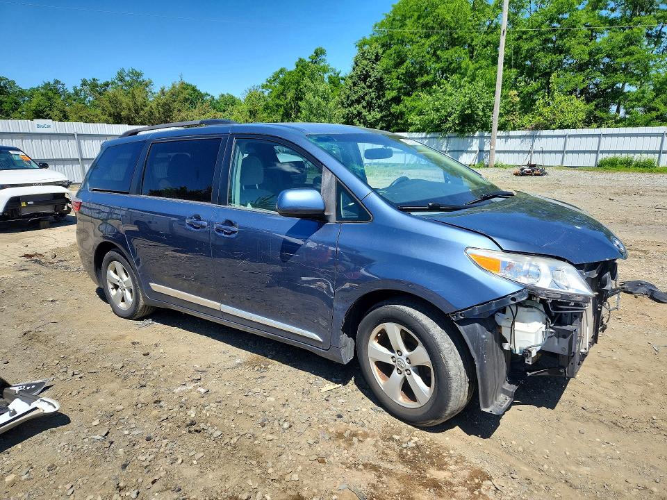 Aukcja sprzedaży 2015 Toyota Sienna, vin: 5TDKK3DC4FS580898, numer aukcji: 55365936
