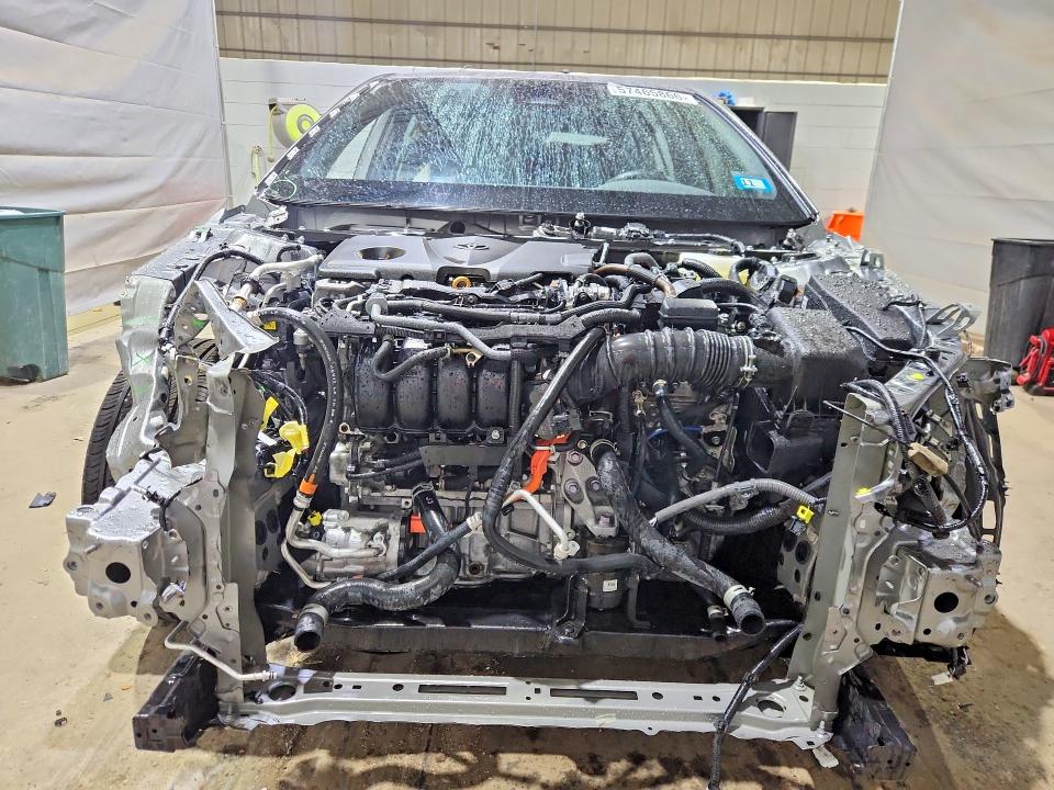 57465866 :رقم المزاد ، 4T1DBADK3SU535036 vin ، 2025 Toyota Camry مزاد بيع