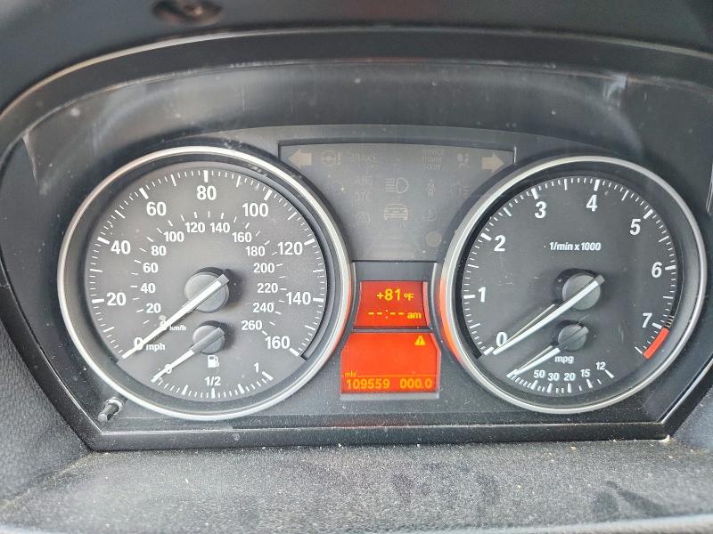 56285636 :رقم المزاد ، WBAPH5G56BNM72759 vin ، 2011 Bmw 328 مزاد بيع