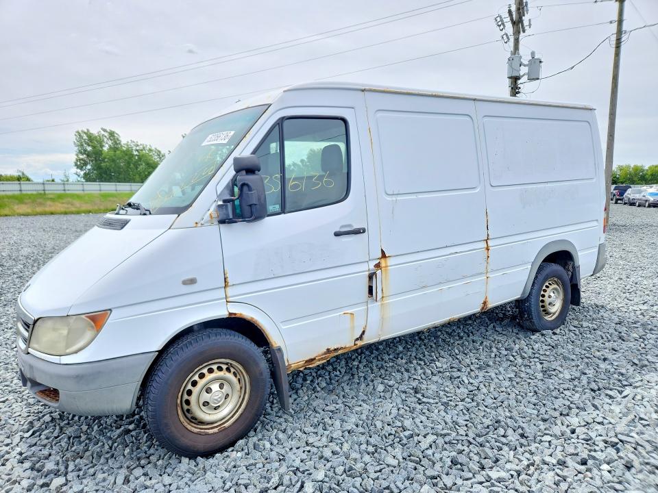 Auction sale of the 2005 Dodge Sprinter, vin: WD0PD644955785705, lot number: 52356136