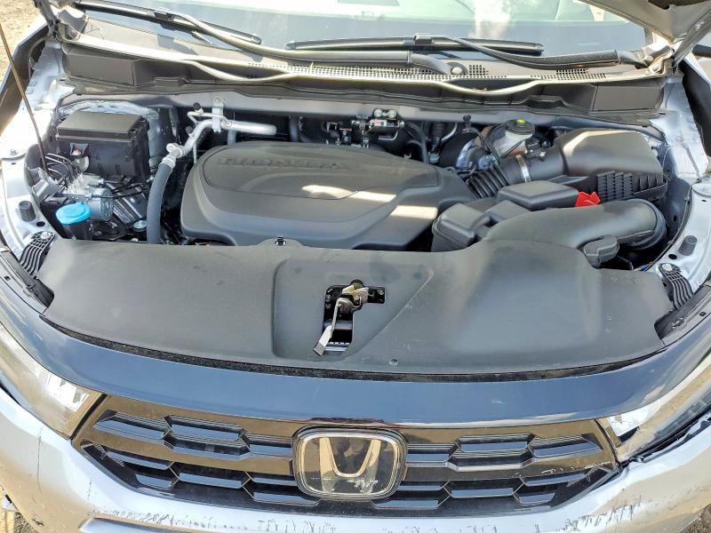 58933626 :رقم المزاد ، 5FNRL6H86TB031982 vin ، 2026 Honda Odyssey مزاد بيع