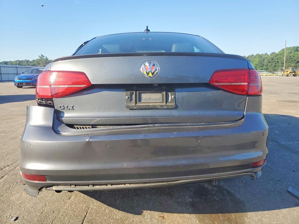 56240646 :رقم المزاد ، 3VW4T7AJ0HM355233 vin ، 2017 Volkswagen Jetta مزاد بيع