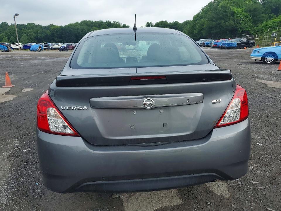 56439476 :رقم المزاد ، 3N1CN7AP1HL899746 vin ، 2017 Nissan Versa مزاد بيع
