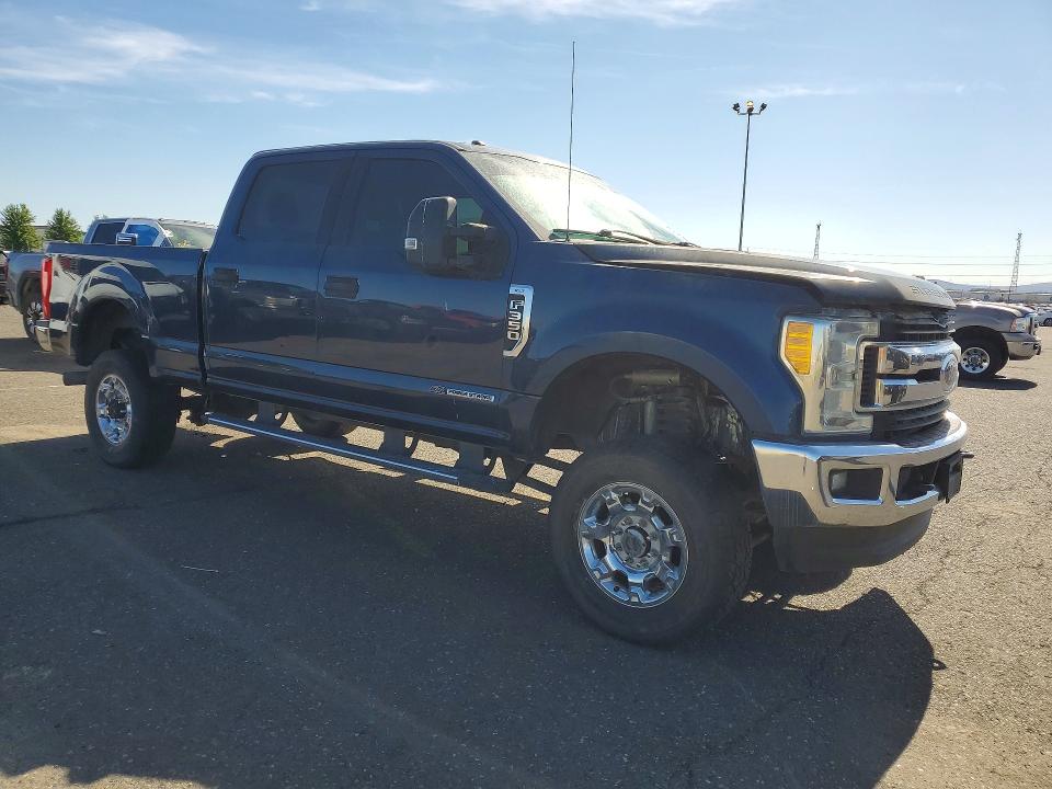 55632386 :رقم المزاد ، 1FT8W3BTXHEB92052 vin ، 2017 Ford F-350 Super Duty مزاد بيع
