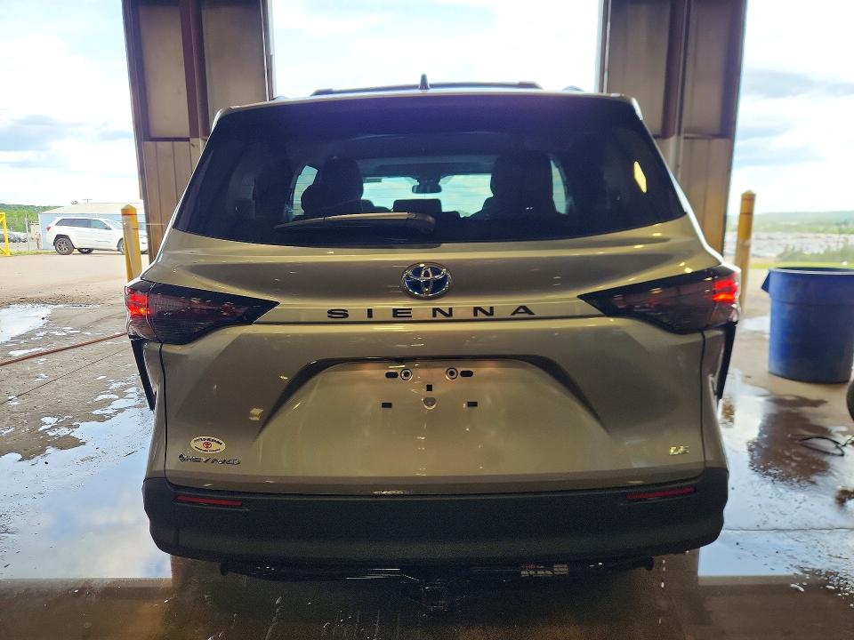 55012176 :رقم المزاد ، 5TDBSKFC1SS206170 vin ، 2025 Toyota Sienna مزاد بيع