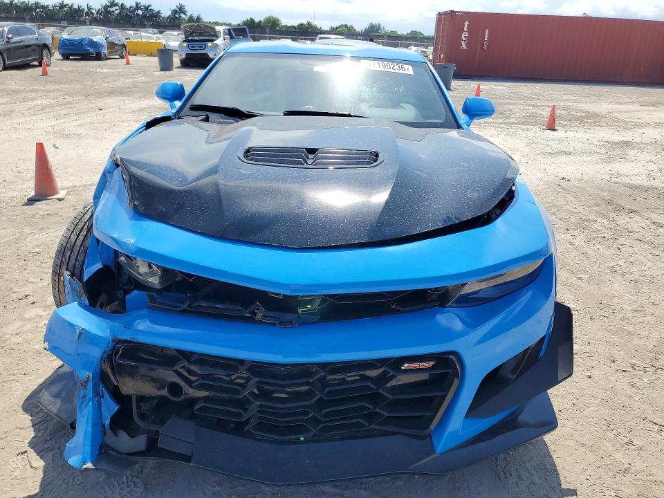 57190236 :رقم المزاد ، 1G1FF1R75N0134579 vin ، 2022 Chevrolet Camaro مزاد بيع