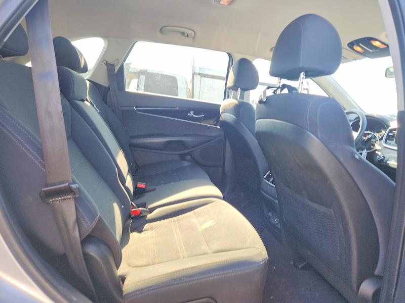 55377446 :رقم المزاد ، 5XYPGDA58JG419656 vin ، 2018 Kia Sorento مزاد بيع