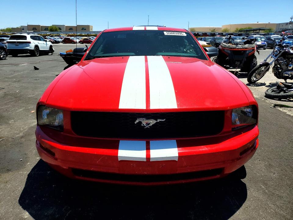 55885996 :رقم المزاد ، 1ZVFT80N765118065 vin ، 2006 Ford Mustang مزاد بيع