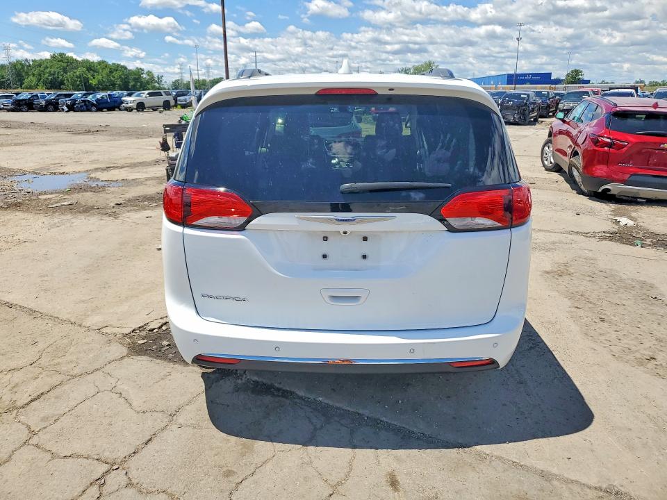 Продаж на аукціоні авто 2017 Chrysler Pacifica, vin: 2C4RC1BG0HR821633, номер лоту: 57484776