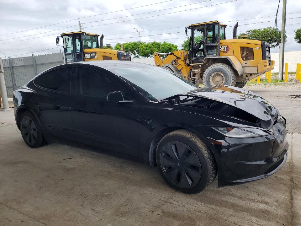 55852356 :رقم المزاد ، 5YJ3E1EA9SF940615 vin ، 2025 Tesla Model 3 مزاد بيع
