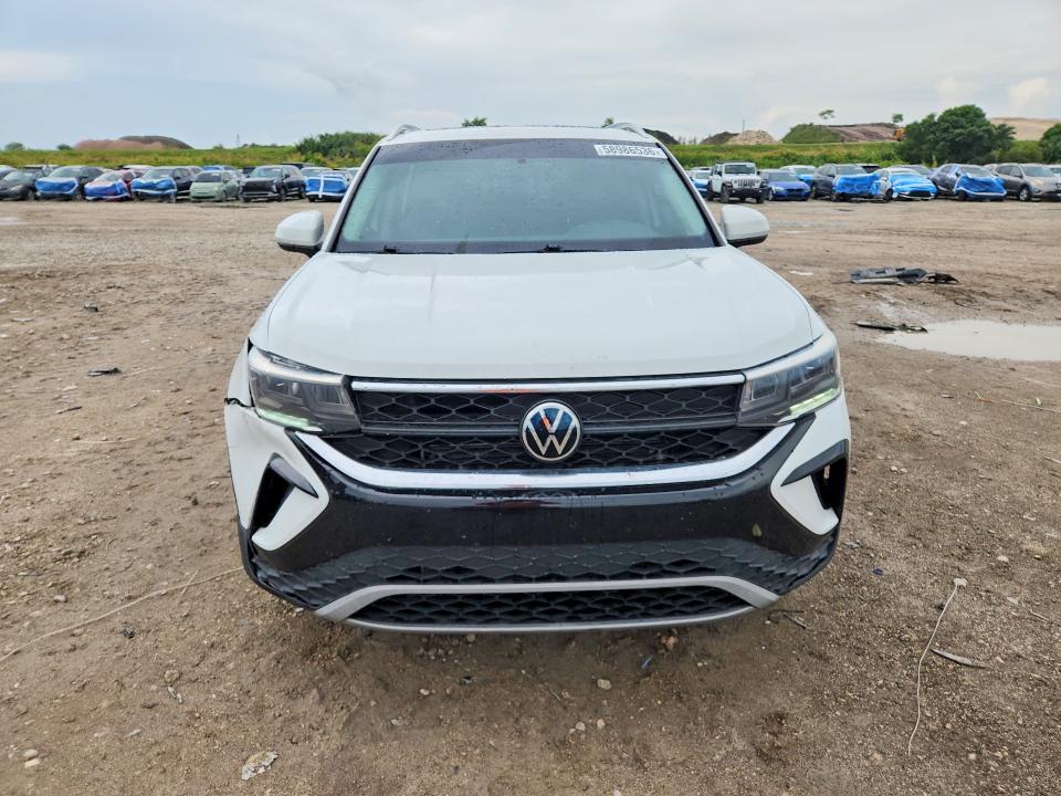 Продажа на аукционе авто 2022 Volkswagen Taos, vin: 3VVTX7B29NM078332, номер лота: 58986536
