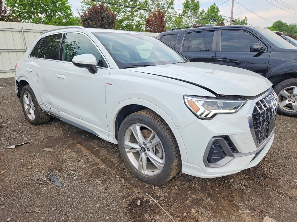 Aukcja sprzedaży 2024 Audi Q3, vin: WA1DECF38R1120121, numer aukcji: 57827706