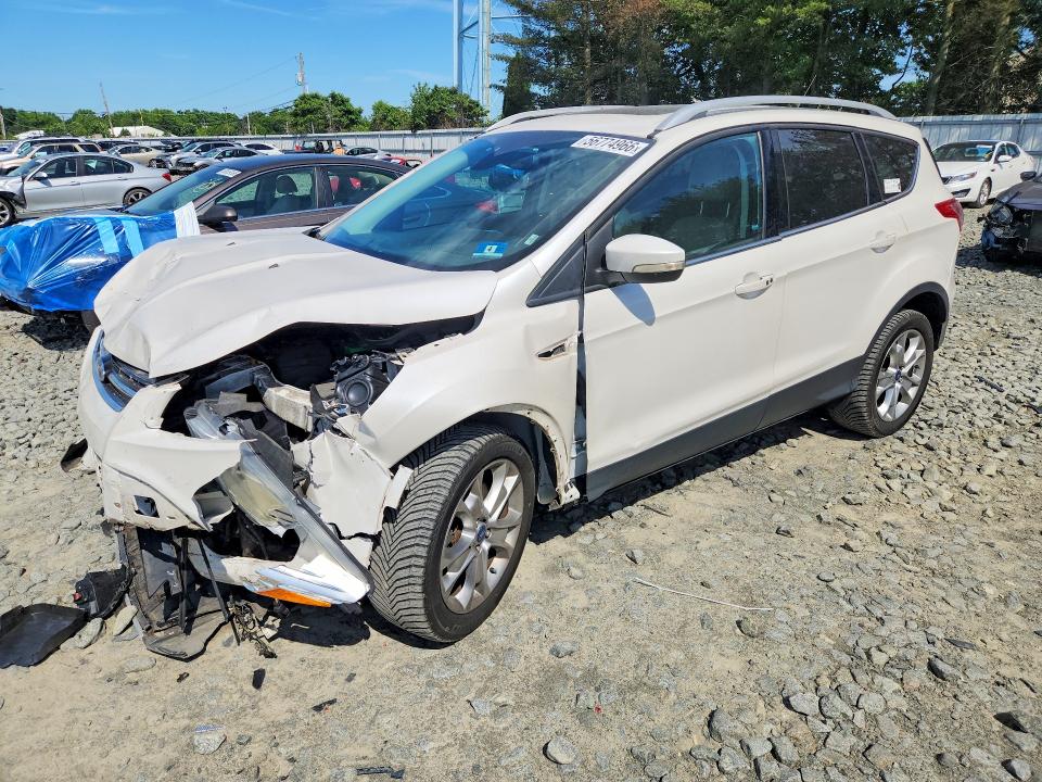 2014 Ford Escape მანქანა იყიდება აუქციონზე, vin: 1FMCU9JX6EUB04098, აუქციონის ნომერი: 56774966