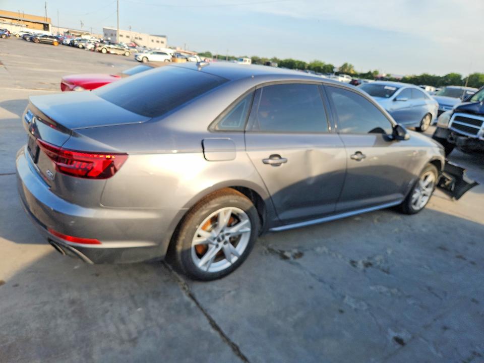 2018 Audi A4 მანქანა იყიდება აუქციონზე, vin: WAUDNAF46JA022922, აუქციონის ნომერი: 58915076