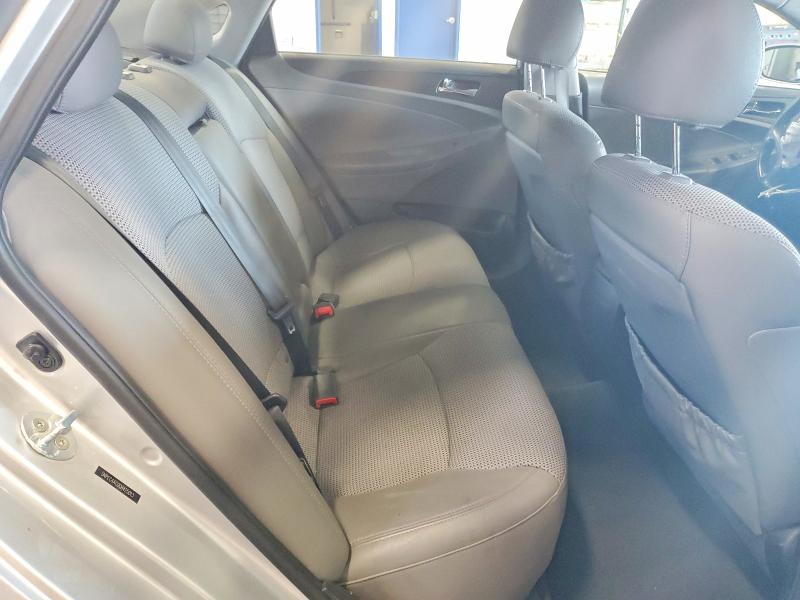 55711636 :رقم المزاد ، 5NPEC4AC0CH425013 vin ، 2012 Hyundai Sonata مزاد بيع