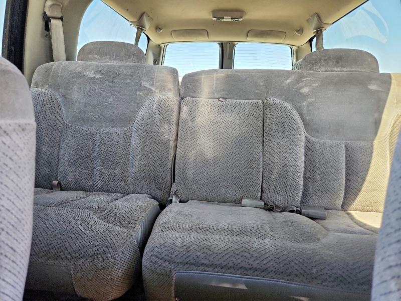 Продаж на аукціоні авто 1998 Chevrolet Suburban, vin: 1GNGK26JXWJ323969, номер лоту: 57490356