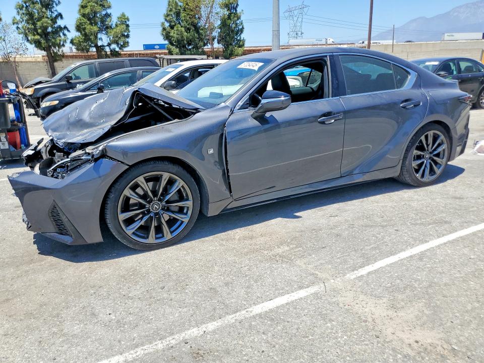 57054046 :رقم المزاد ، JTHGZ1B20N5054786 vin ، 2022 Lexus Is مزاد بيع