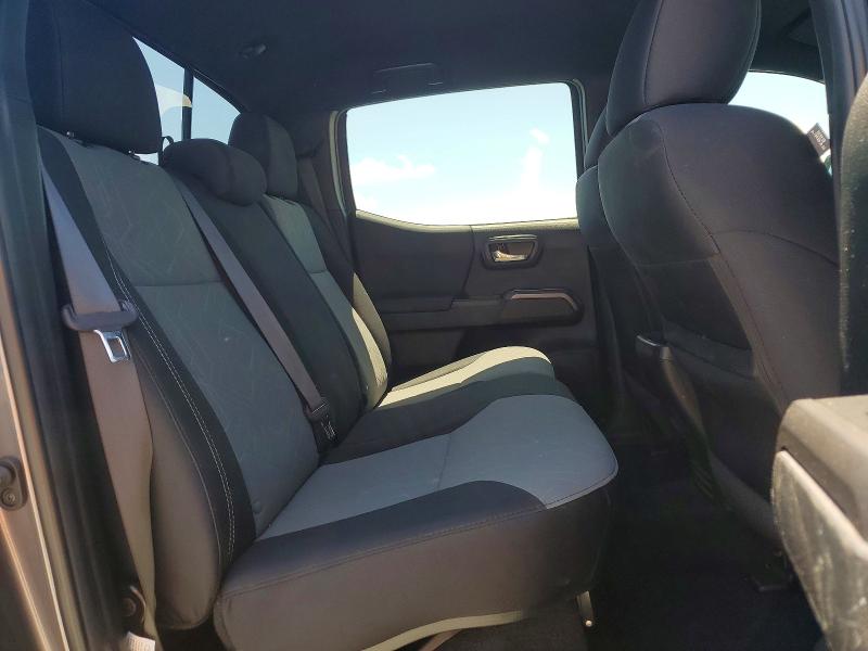 58180606 :رقم المزاد ، 3TYCZ5ANXNT101310 vin ، 2022 Toyota Tacoma مزاد بيع