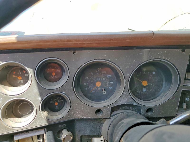 1988 Chevrolet Suburban მანქანა იყიდება აუქციონზე, vin: 1GCER16K4JF116701, აუქციონის ნომერი: 58953516