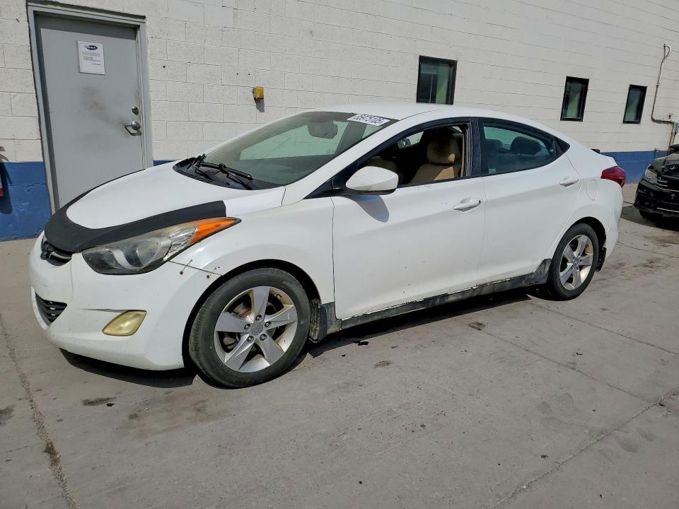 2013 Hyundai Elantra მანქანა იყიდება აუქციონზე, vin: 5NPDH4AE0DH307074, აუქციონის ნომერი: 85975105