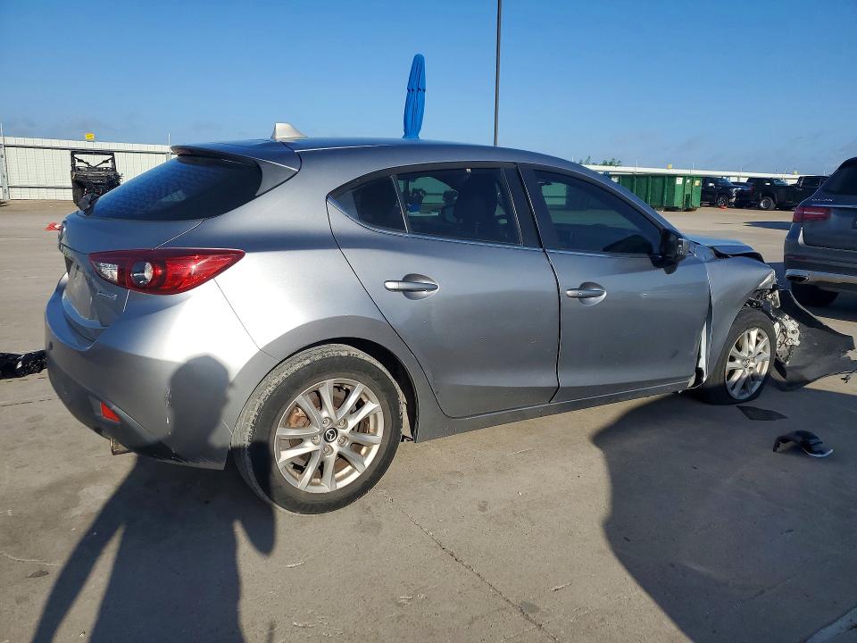 56526266 :رقم المزاد ، JM1BM1L78E1182222 vin ، 2014 Mazda 3 مزاد بيع