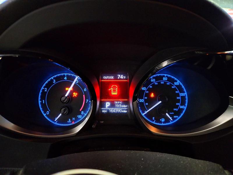 58408476 :رقم المزاد ، 2T1BURHE1FC394527 vin ، 2015 Toyota Corolla مزاد بيع