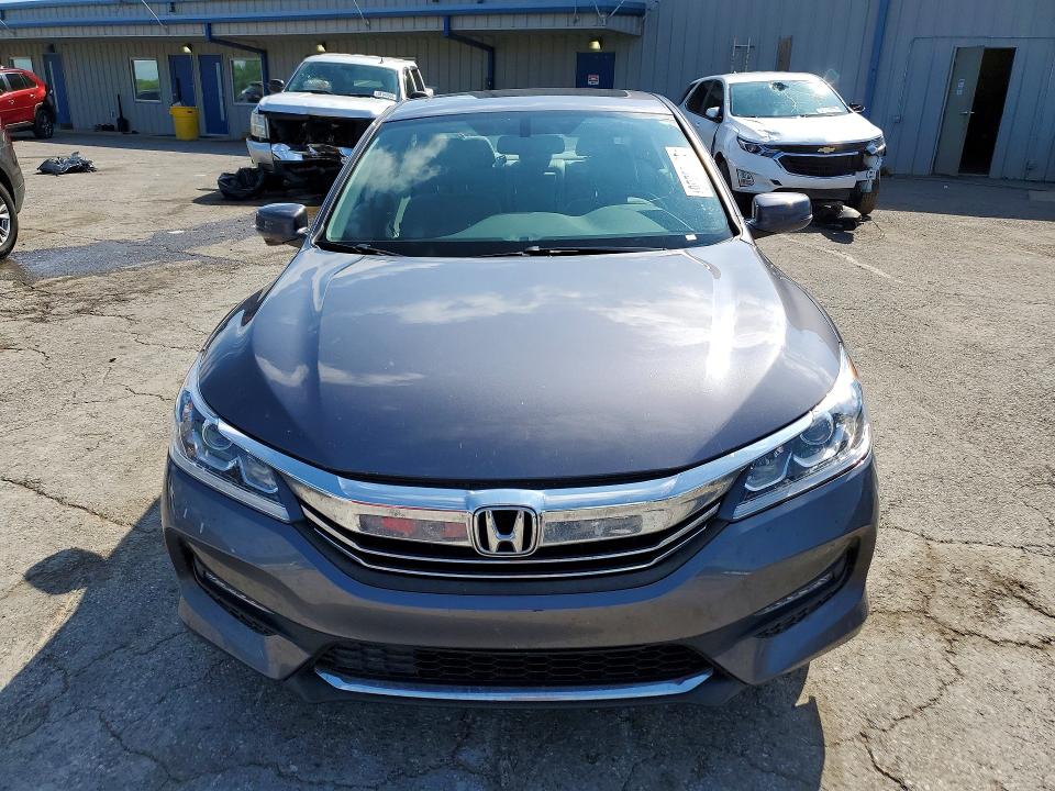58435236 :رقم المزاد ، 1HGCR2F8XGA005918 vin ، 2016 Honda Accord مزاد بيع