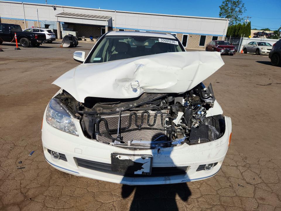 55680236 :رقم المزاد ، WDDGF81X89R046049 vin ، 2009 Mercedes-benz C مزاد بيع