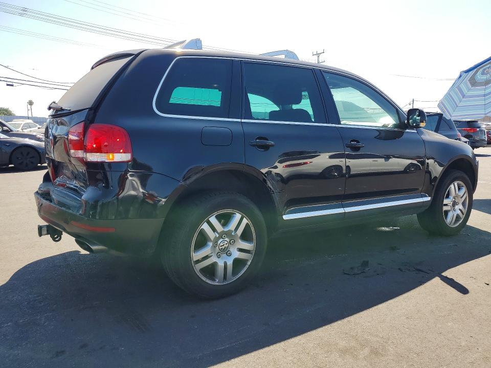 57697036 :رقم المزاد ، WVGCM67L94D014395 vin ، 2004 Volkswagen Touareg مزاد بيع