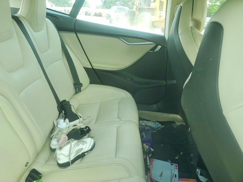 Продажа на аукционе авто 2018 Tesla Model S, vin: 5YJSA1E2XJF297822, номер лота: 57339586