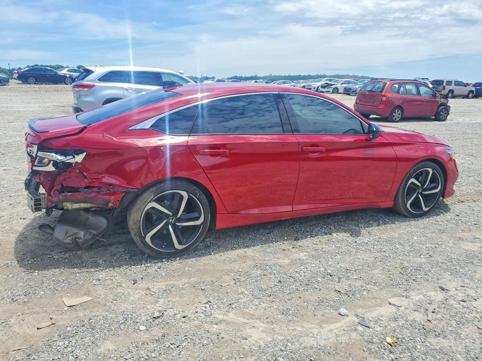 57521506 :رقم المزاد ، 1HGCV1F37NA058714 vin ، 2022 Honda Accord مزاد بيع