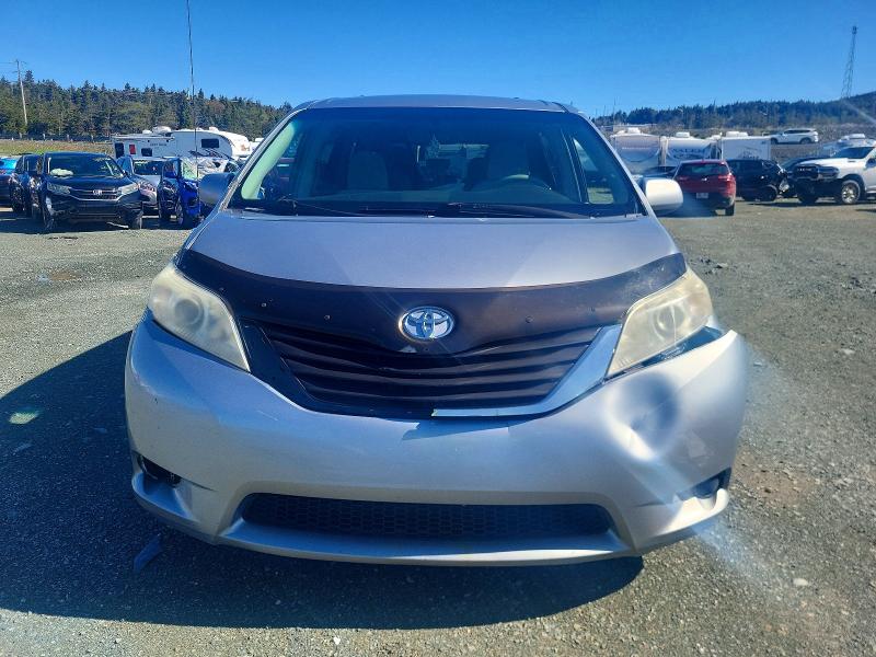 Продажа на аукционе авто 2011 Toyota Sienna, vin: 5TDKK3DC6BS054721, номер лота: 56396546