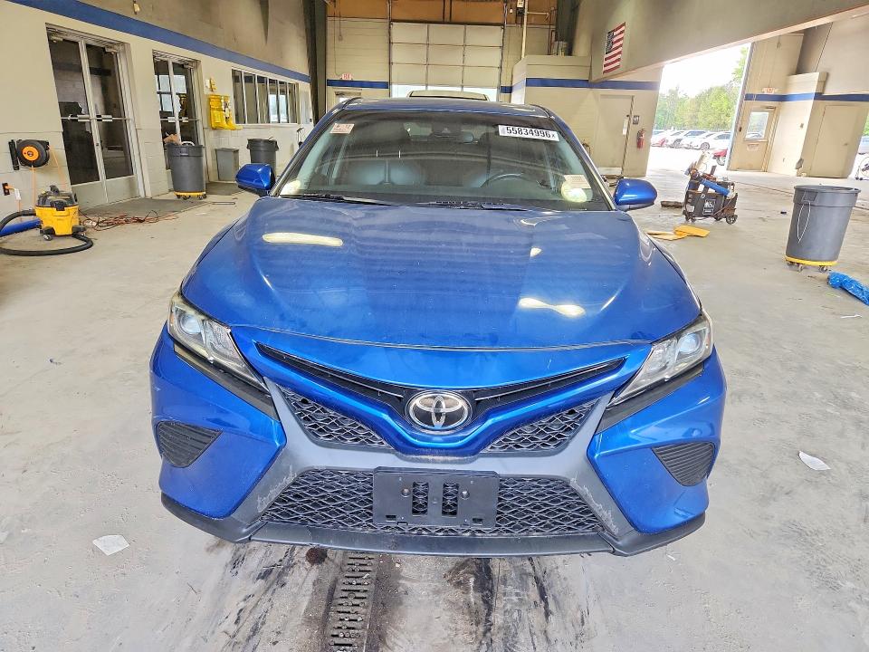 Продаж на аукціоні авто 2018 Toyota Camry, vin: 4T1B11HKXJU022398, номер лоту: 55834996